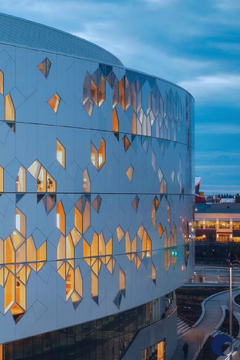 CALGARY MERKEZ KÜTÜPHANESİ