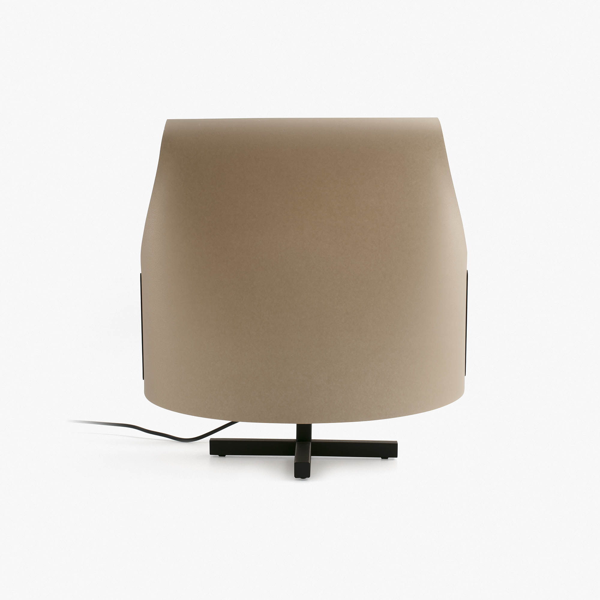 LUANG M Black/camel table lamp