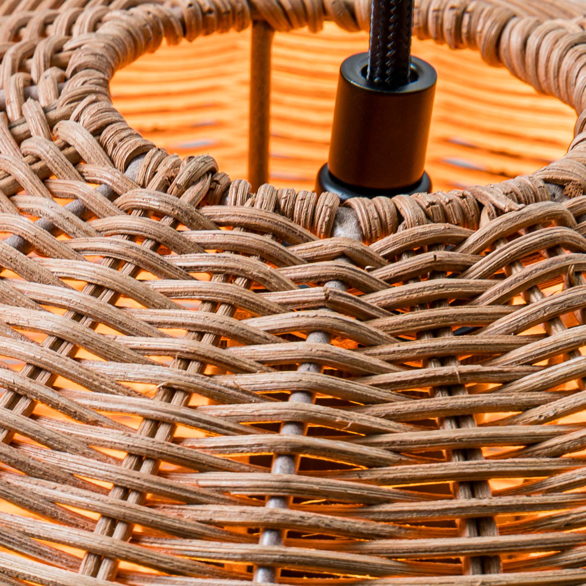 HAKA 250 Black/rattan pendant lamp