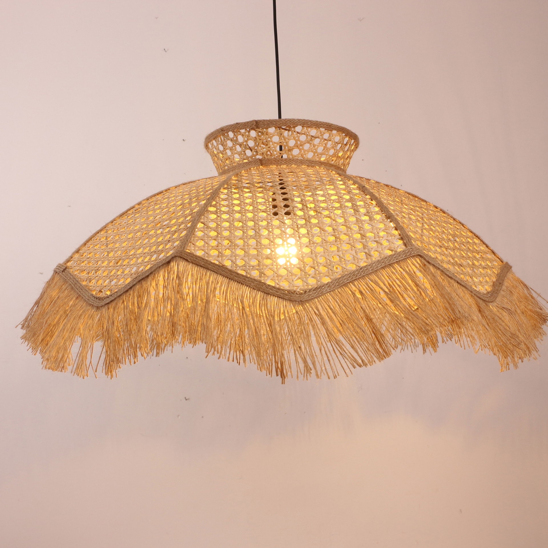 Nilüfer Doğal Hazeran Avize